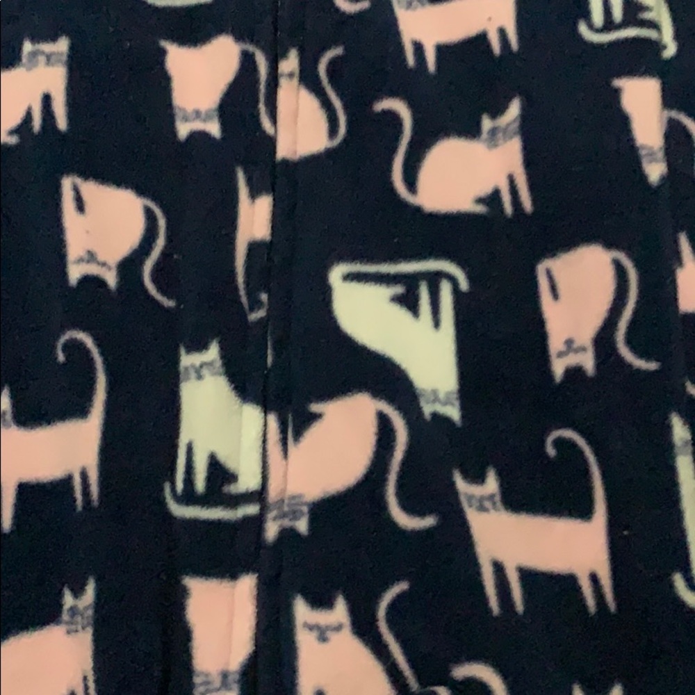Carters Pajamas - Picture 5 of 8